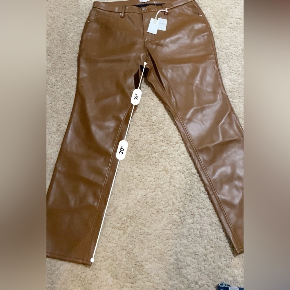 Good American Better Than Leather Good Icon in Burnt Caramel Size 18 - Picture 7 of 10